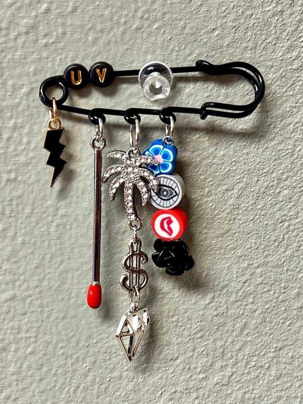 Lana Del Rey "Ultraviolence" themed brooch, pin, charm